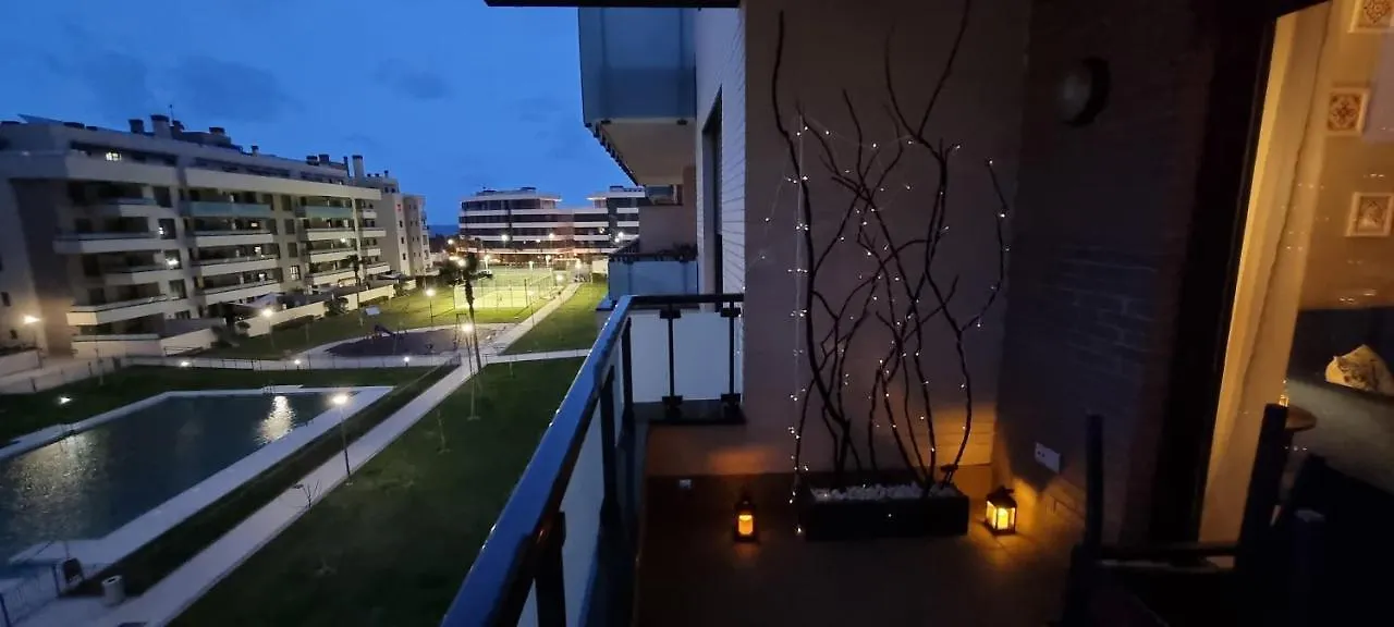 Apartment Excellent Location- Beach, Pool, Telework, 2 Bikes, Parking & Wifi Gratis At 