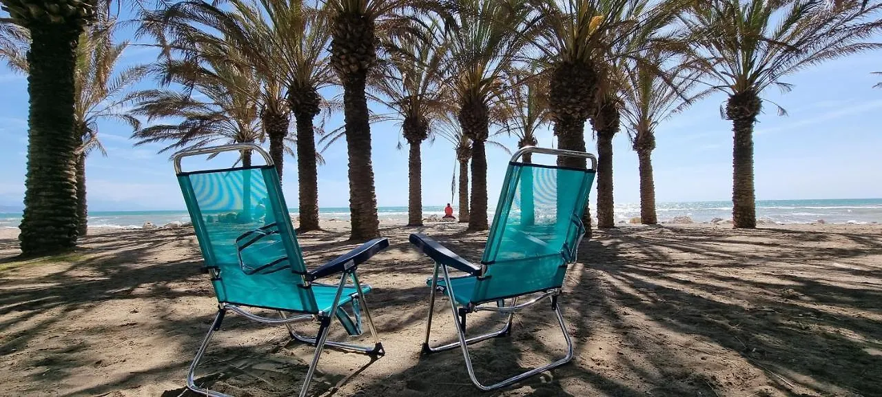 Apartment Excellent Location- Beach, Pool, Telework, 2 Bikes, Parking & Wifi Gratis At 