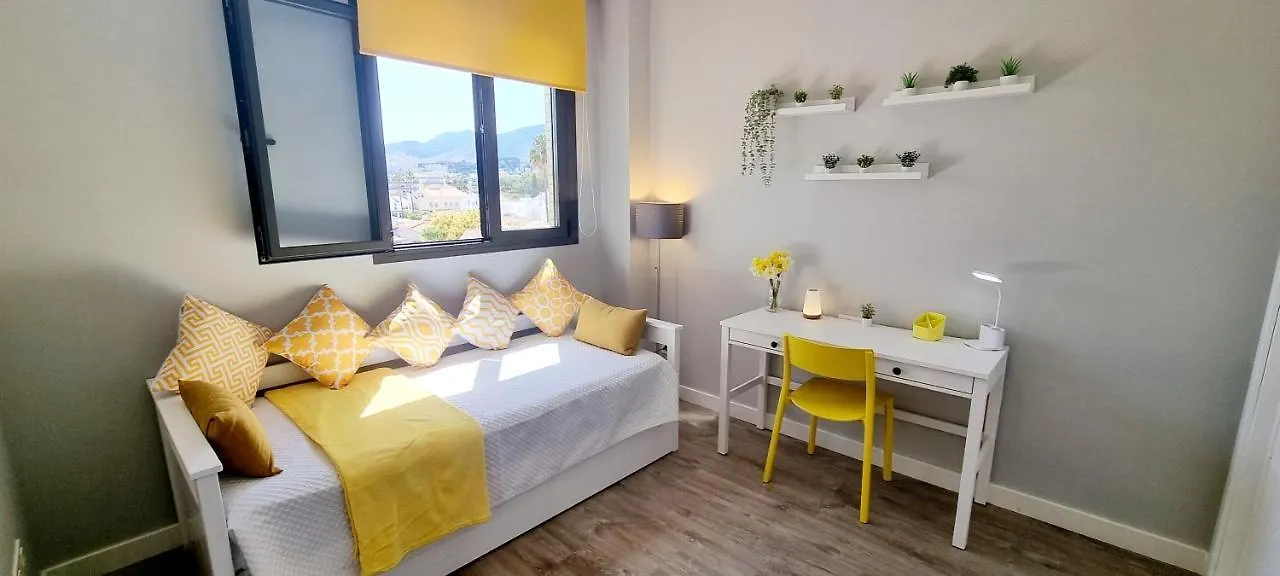 Apartment Excellent Location- Beach, Pool, Telework, 2 Bikes, Parking & Wifi Gratis At 