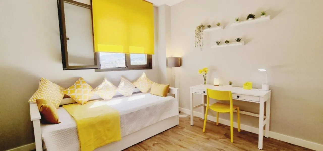 Excellent Location- Beach, Pool, Telework, 2 Bikes, Parking & Wifi Gratis At 
